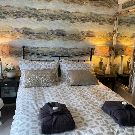 Apartment Serendipity- Romantic 1-bed Apt *